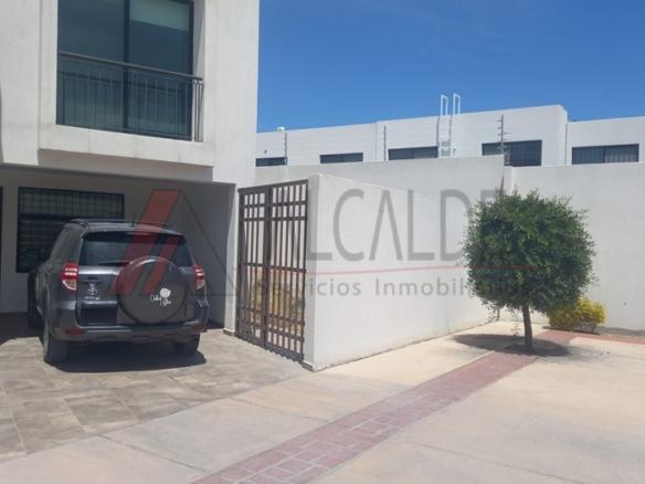 Casa en Renta en Catara Residencial