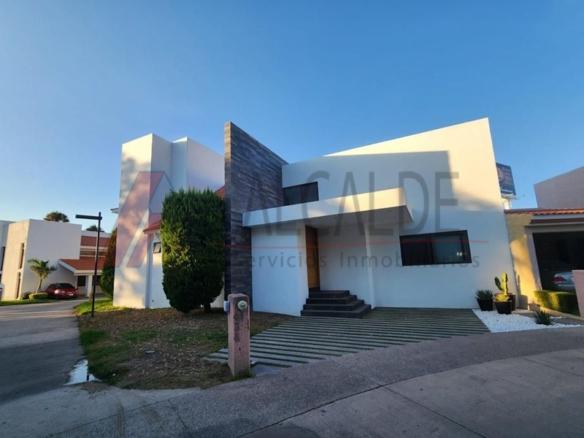Casa en Renta en Villantigua